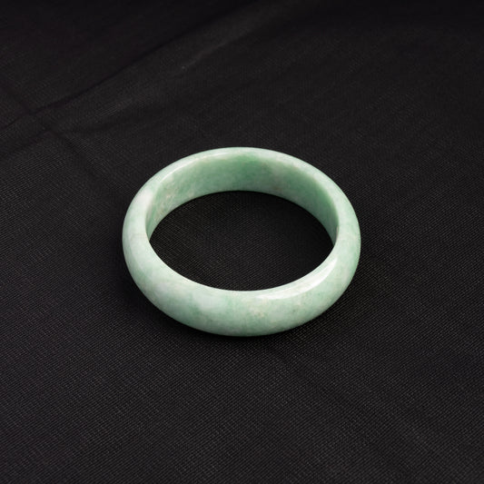 Green Jade Bangle