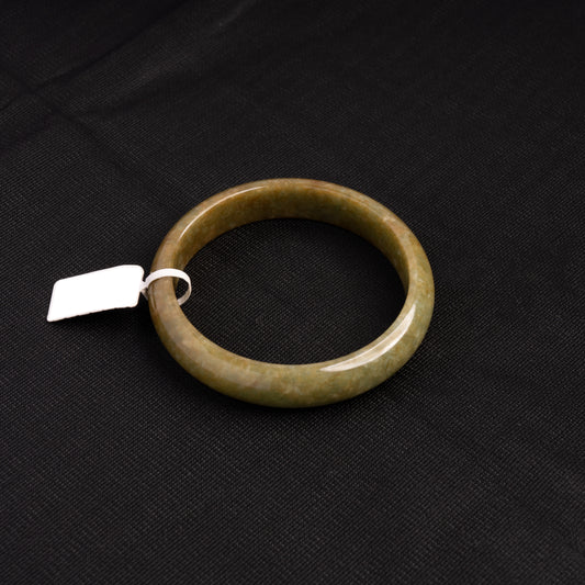 Olive Jade Bangle