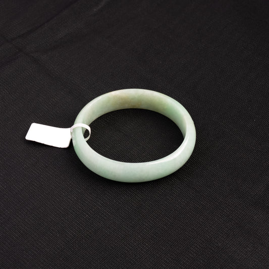 Oval Jade Bangle