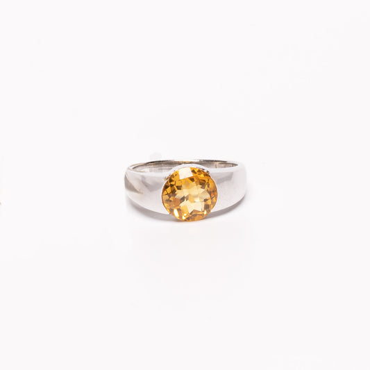 Round Citrine Gemstone Ring